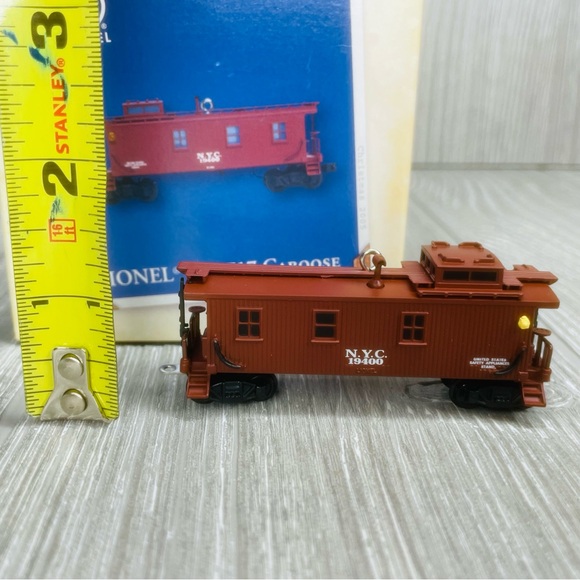 Hallmark Christmas Ornament NO. 717 caboose Lionel train 2007 w/ box train car - Picture 8 of 8